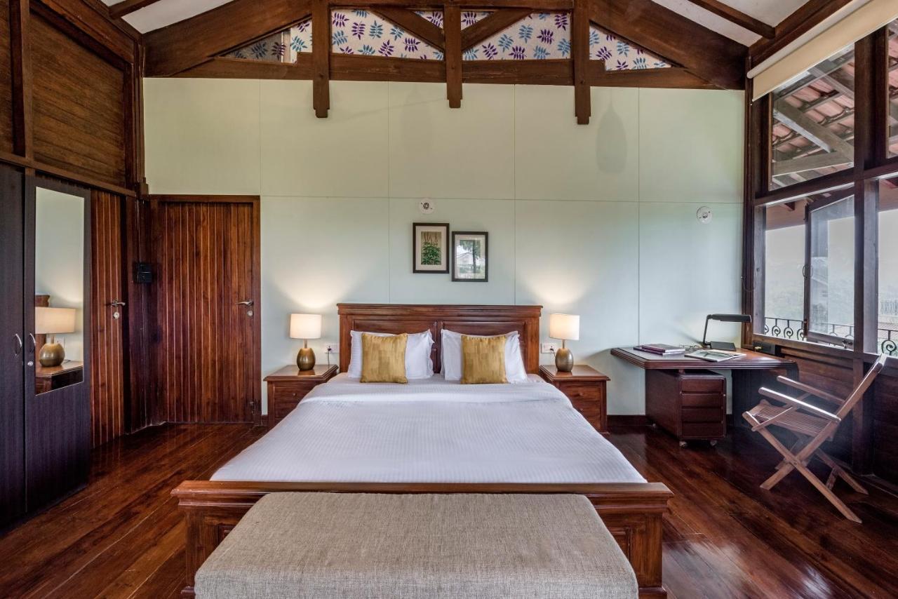 Saffronstays Boulevard Loghouse - A Wooden Chalet Amidst Nature Kārli 外观 照片